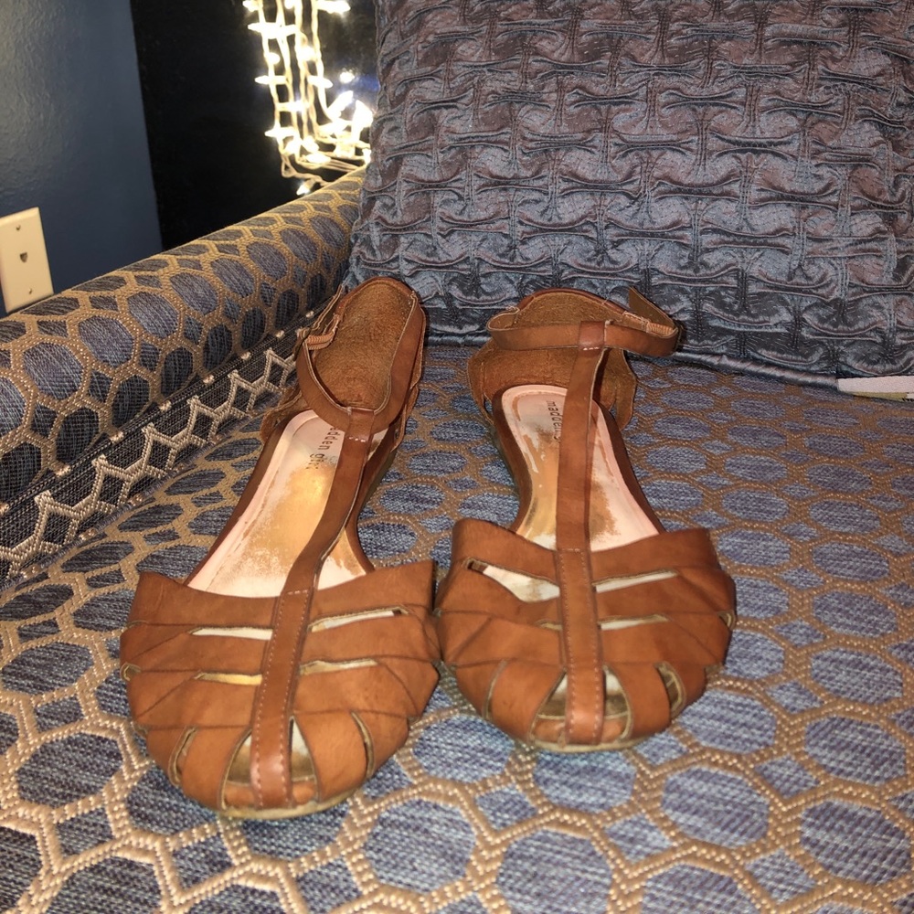 Madden Girl- tan strappy sandals